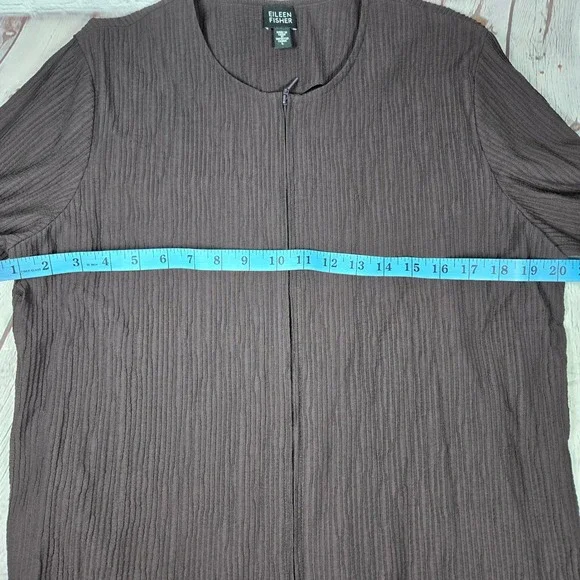 Eileen Fisher Brown Textured Pintuck Crinkle Zip‎ Front Cardigan Jacket Women L - Picture 7 of 8